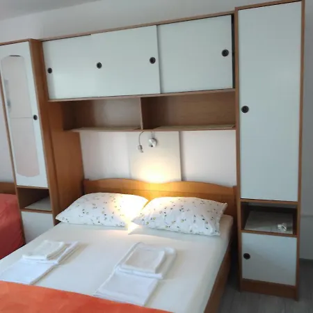 Konukevi And Hvar Vijola Hvar Town