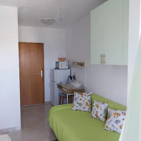 And Hvar Vijola Guest house