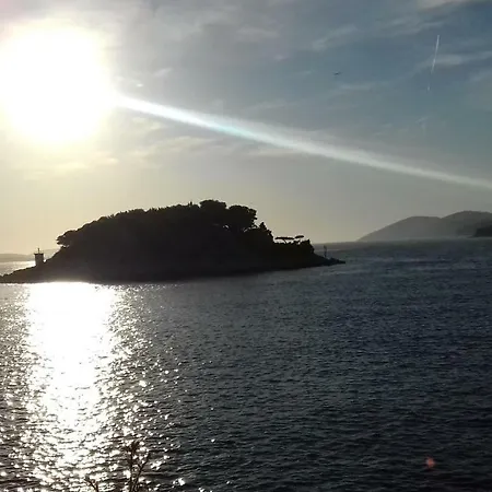 Konukevi And Hvar Vijola Hvar Town