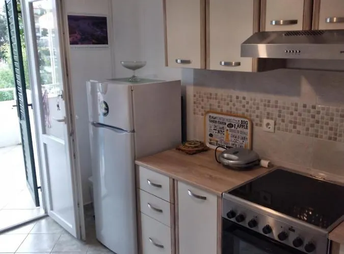 Guest house And Hvar Vijola