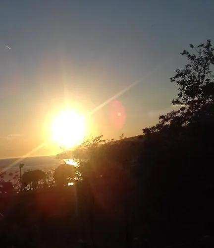 Pensionat And Hvar Vijola 3*