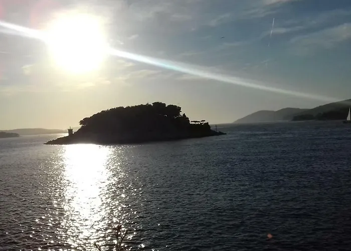 Pensionat And Hvar Vijola Hvar Town